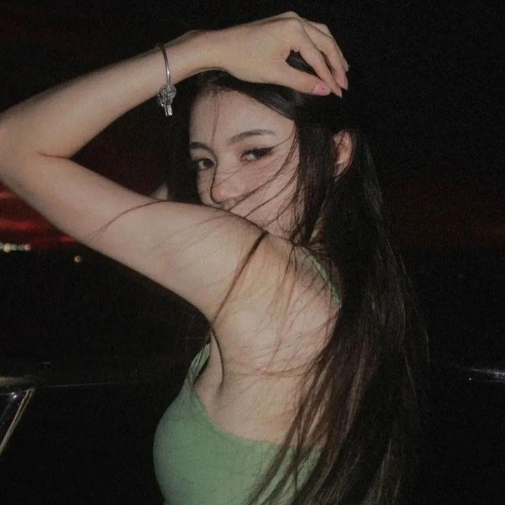 北极百货的秋乃小姐